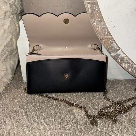 Kate Spade Black Scalloped Crossbody Bag - Picture 2 of 6